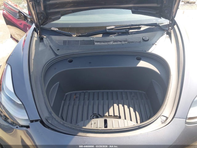 Tesla Model 3 Rear-wheel Drive