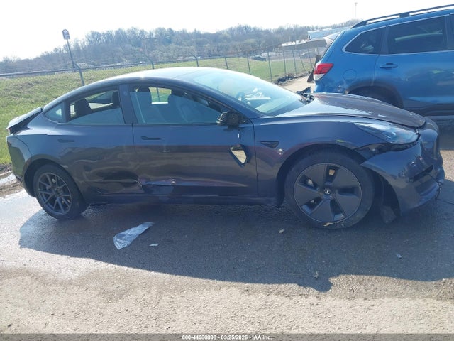 Tesla Model 3 Rear-wheel Drive