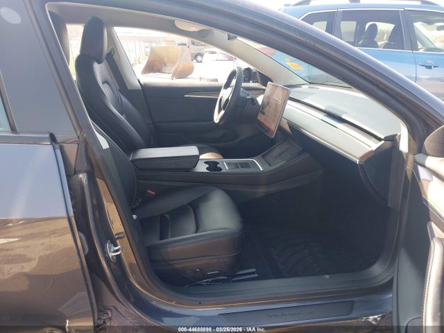 Tesla Model 3 Rear-wheel Drive