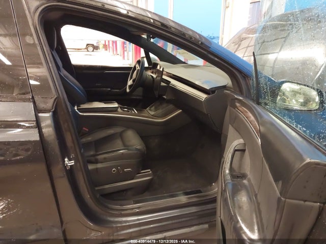 Tesla Model X Long Range