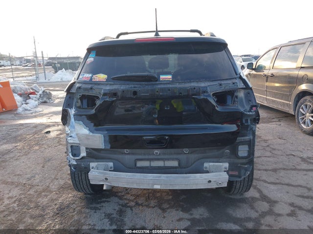 Jeep Compass Latitude 4x4