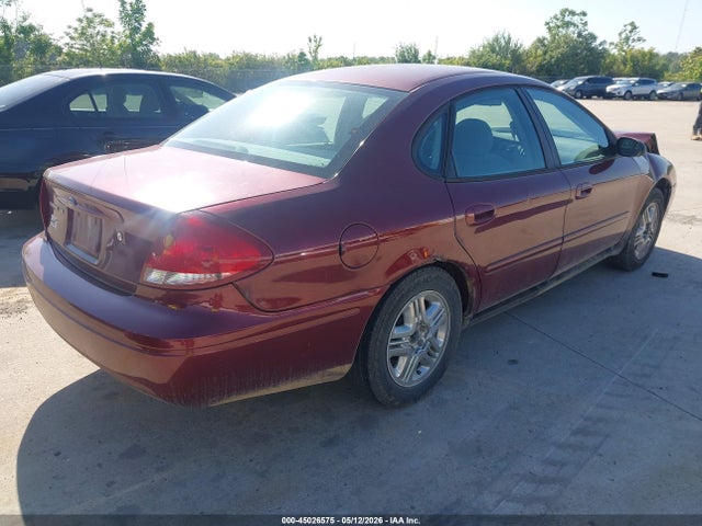 Ford Taurus Se