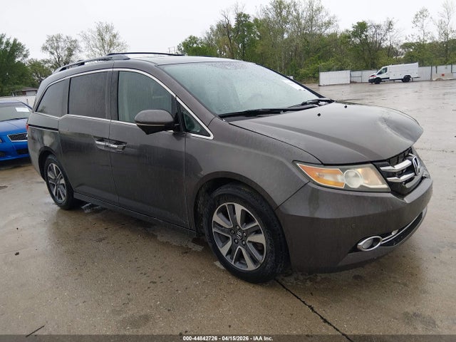 Salvage Honda Odyssey Image
