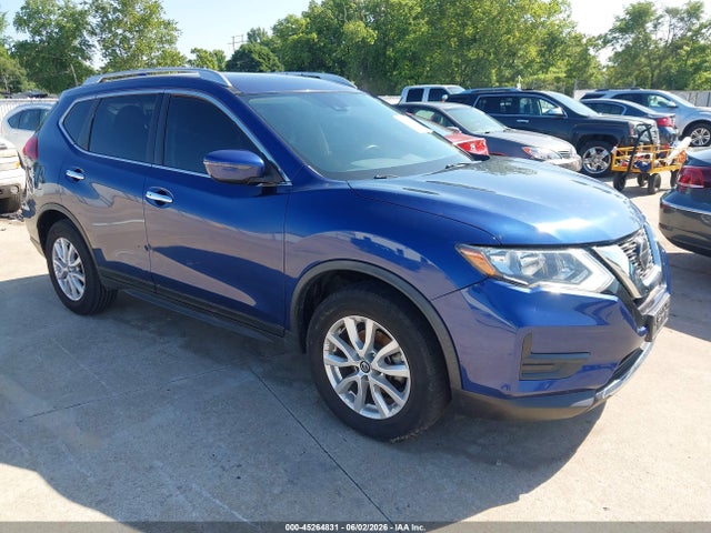 Salvage Nissan Rogue Image