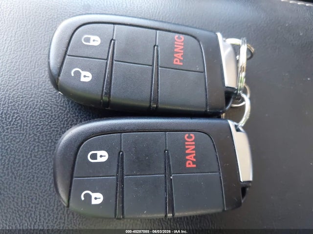Dodge Journey Crossroad
