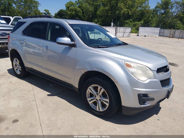 Salvage Chevrolet Equinox Image