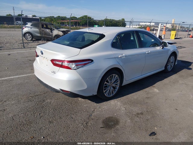 Toyota Camry Xle Hybrid