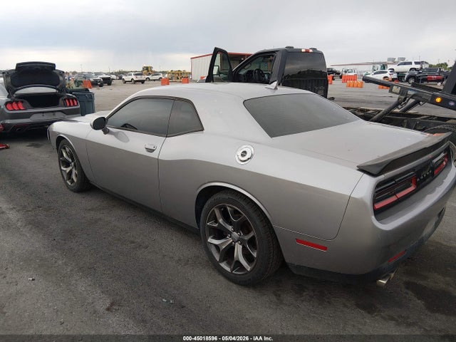 Dodge Challenger Sxt