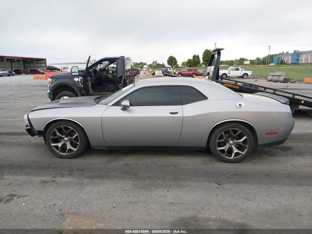 Dodge Challenger Sxt