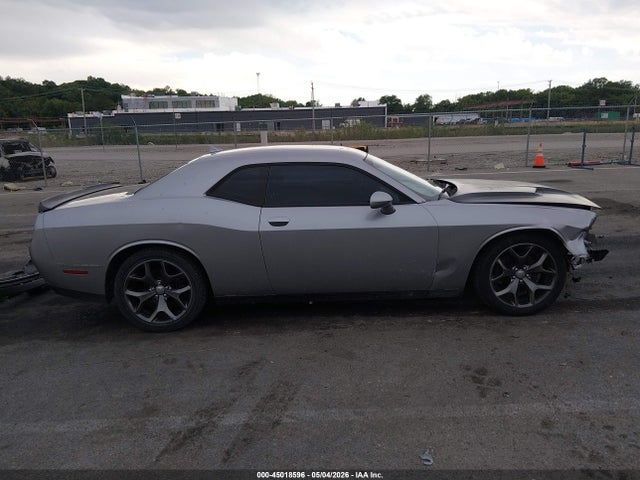 Dodge Challenger Sxt