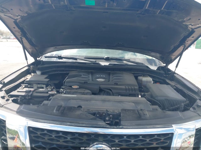 Nissan Armada Platinum