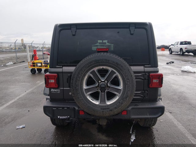 Jeep Wrangler Sahara 4x4