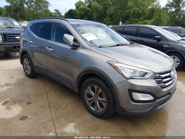 Salvage Hyundai SANTA FE Image