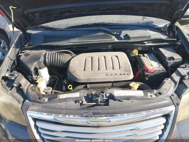Chrysler Town & Country Touring