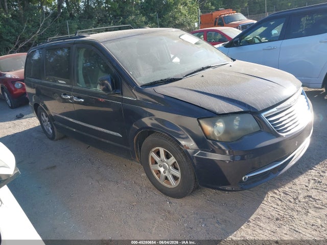 Salvage Chrysler Town & Country Image