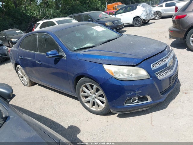 Salvage Chevrolet Malibu Image
