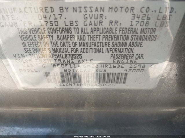 Nissan Versa 1.6 S+