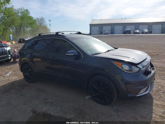 Salvage Kia Niro Image