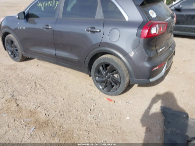 Kia Niro Ex