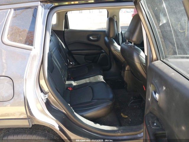 Jeep Compass Trailhawk 4x4