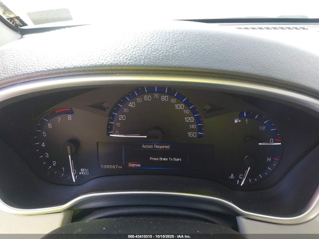Cadillac SRX Standard