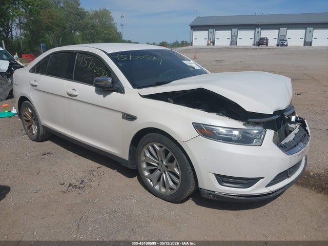 Salvage Ford Taurus Image