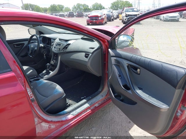 Hyundai ELANTRA Se