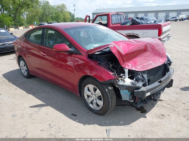 Salvage Hyundai ELANTRA Image