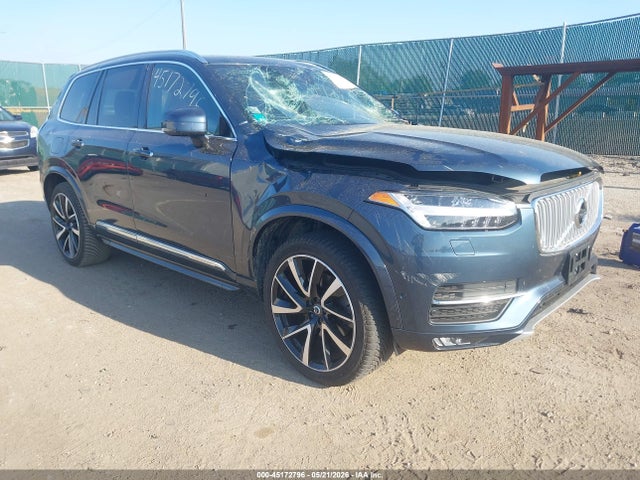 Salvage Volvo XC90 Image