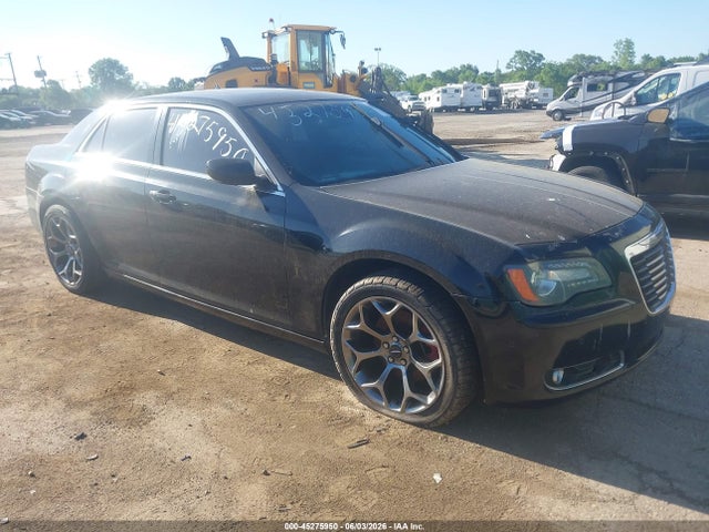 Salvage Chrysler 300 Image