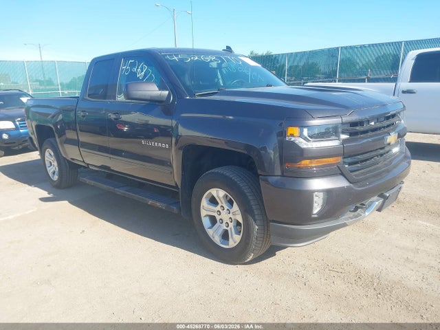 Salvage Chevrolet Silverado 1500 Image