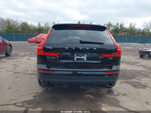 Volvo XC60 T5 Momentum