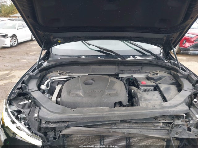 Volvo XC60 T5 Momentum