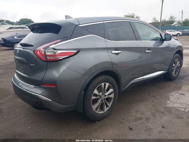 Nissan Murano S