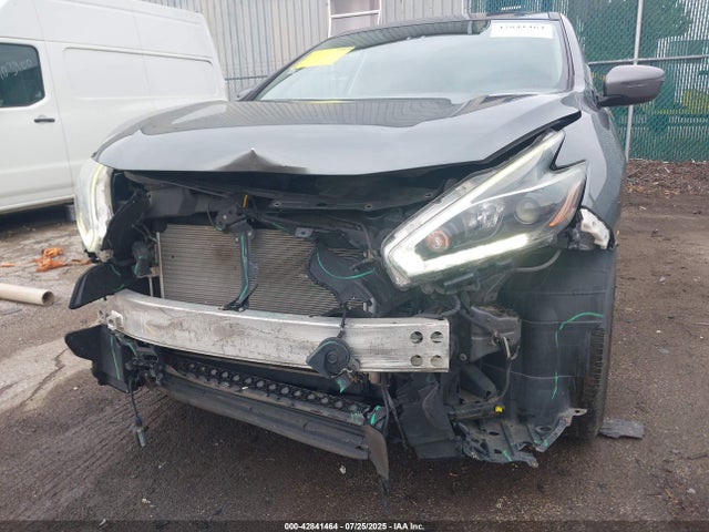 Nissan Murano S