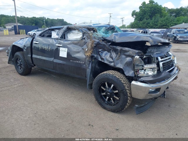 Salvage Chevrolet Silverado 1500 Image
