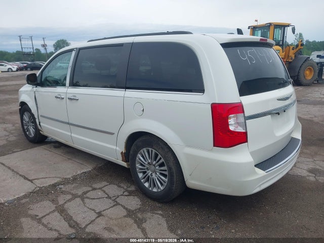 Chrysler Town & Country Touring-l