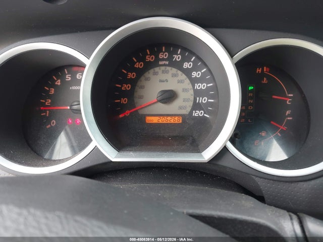 Toyota Tacoma Base V6