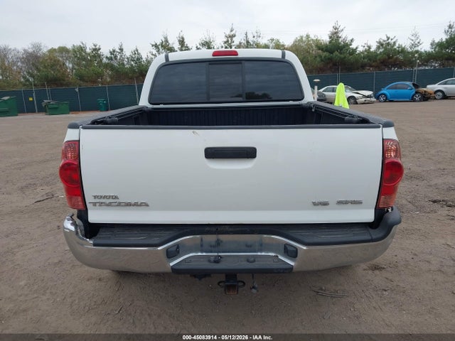Toyota Tacoma Base V6