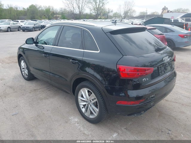 Audi Q3 2.0t Premium
