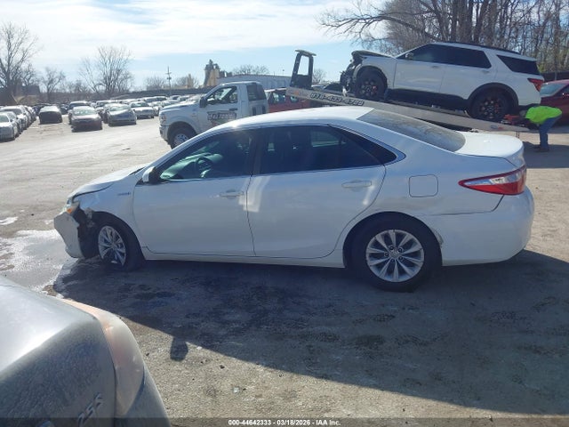 Toyota Camry Le