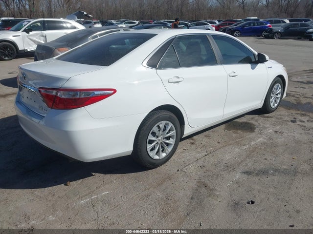 Toyota Camry Le