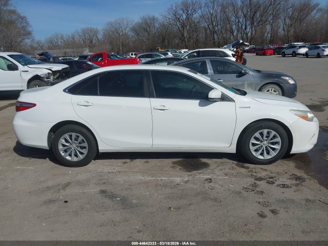 Toyota Camry Le