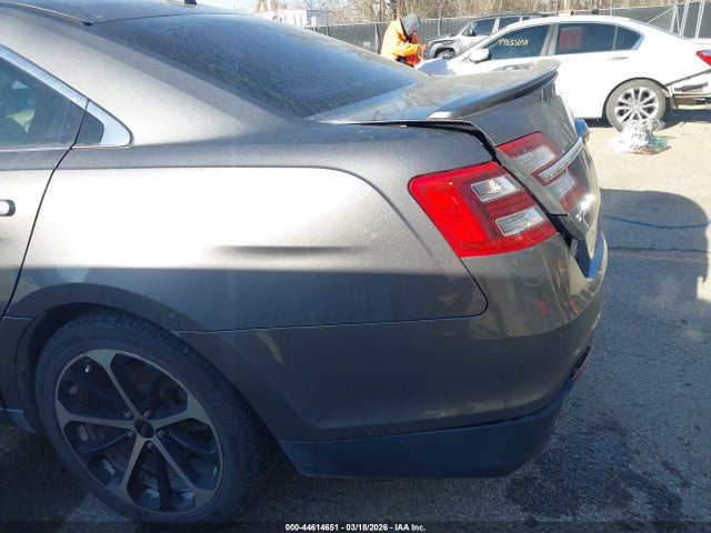 Ford Taurus Sel