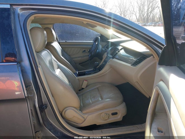 Ford Taurus Sel