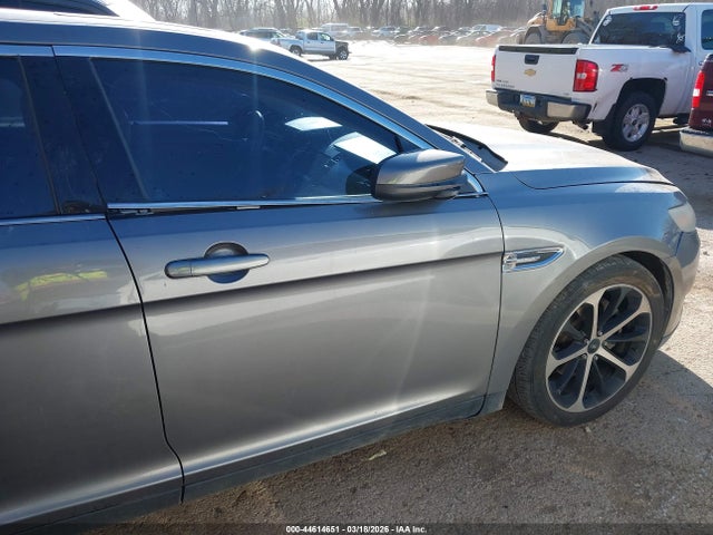 Ford Taurus Sel