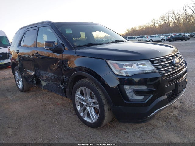 Salvage Ford Explorer Image