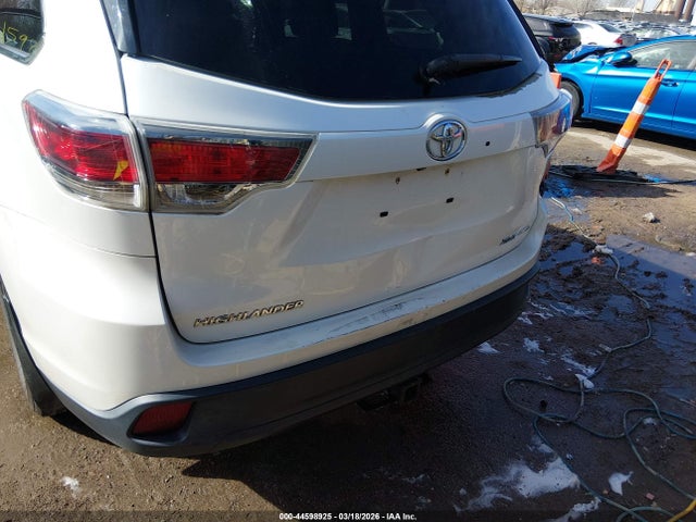 Toyota Highlander Xle V6