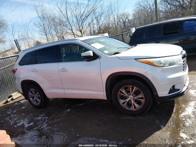 Toyota Highlander Xle V6