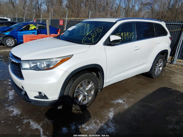 Toyota Highlander Xle V6